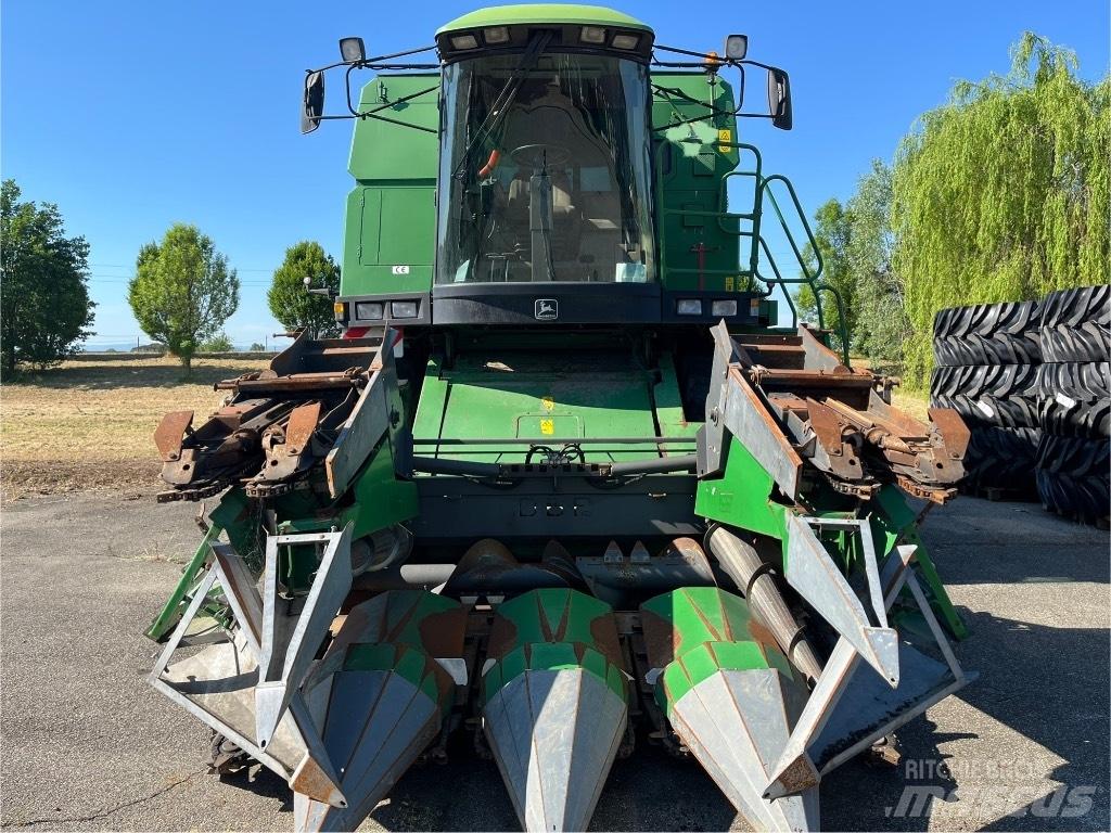 John Deere 2058 聯合收穫機