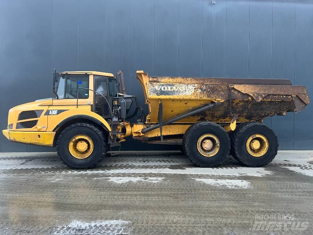 Volvo A30F 鉸接式起吊車