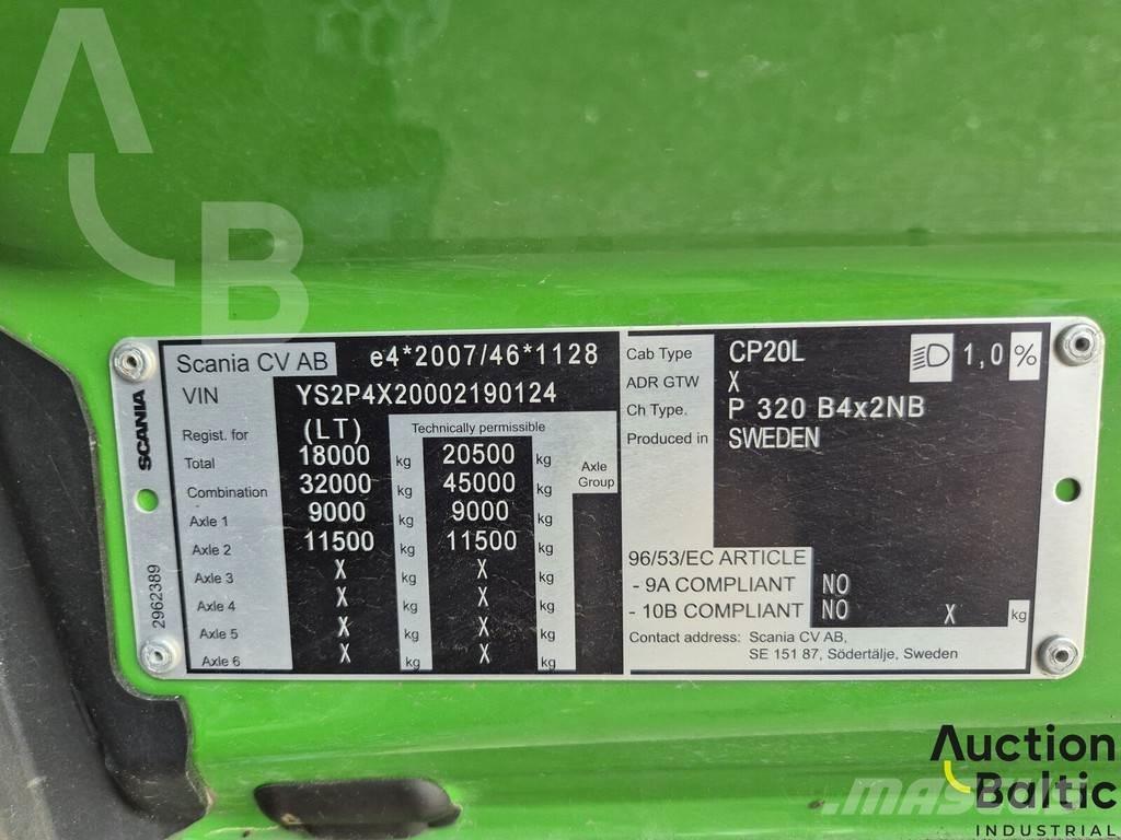 Scania P 320 平板式/側卸式卡車
