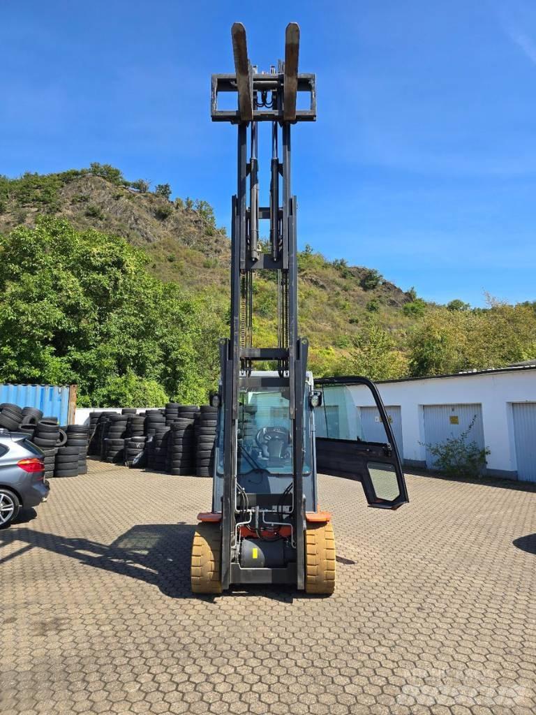 Toyota Traigo 80 電動堆高機