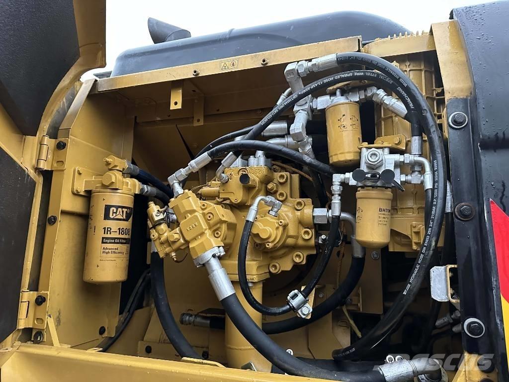 CAT 330D2 履帶式 挖土機/掘鑿機/挖掘機