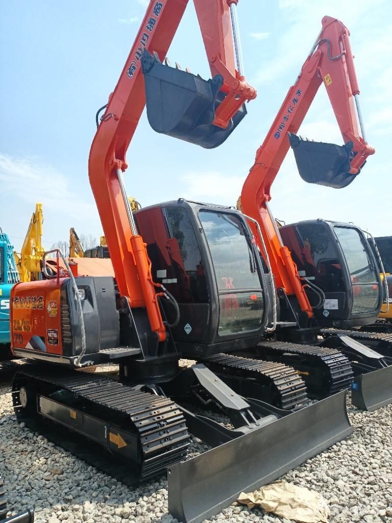 Hitachi ZX 70 小型挖土機/掘鑿機<7t(小型挖掘機)