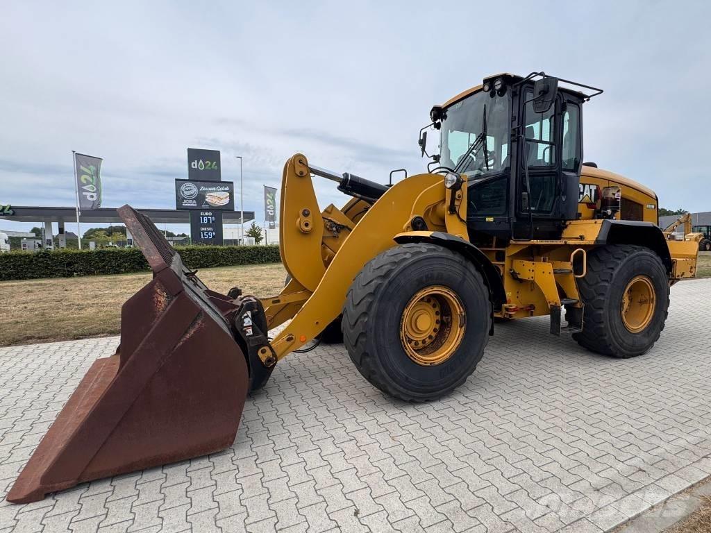 CAT 938 M 輪胎式裝載機