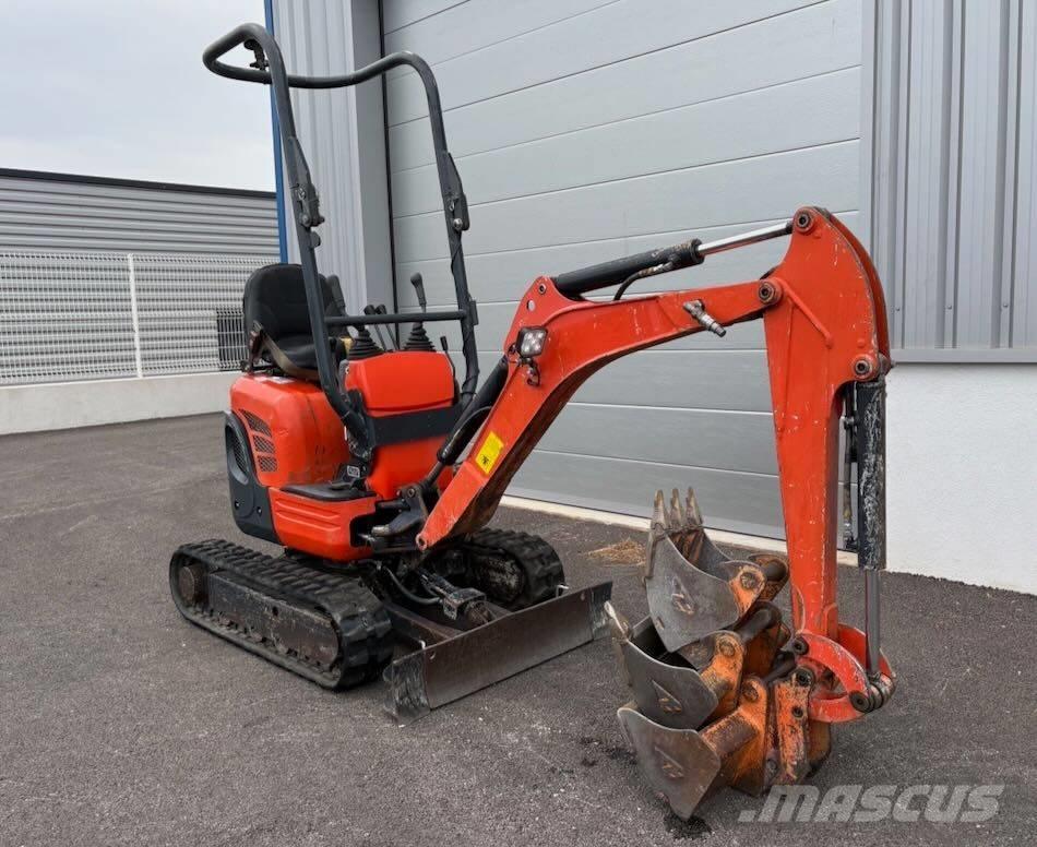 Kubota U 10-3 小型挖土機/掘鑿機<7t(小型挖掘機)