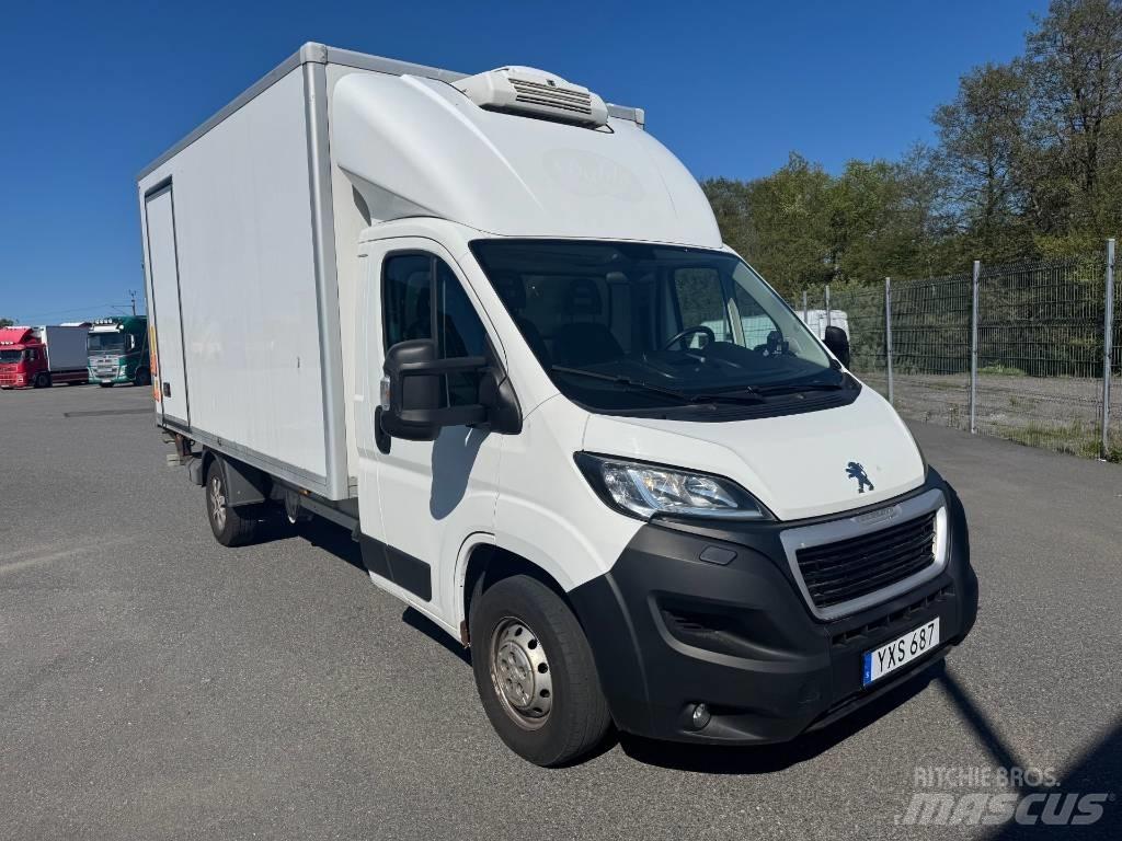 Peugeot Boxer 廂式貨物運輸車