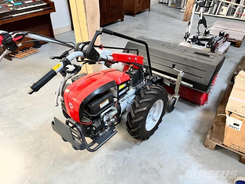 Emaq MAK 18 掃倉機