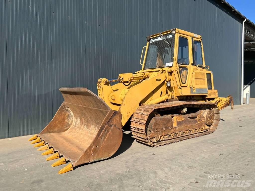 CAT 953 - Ripper 推土機