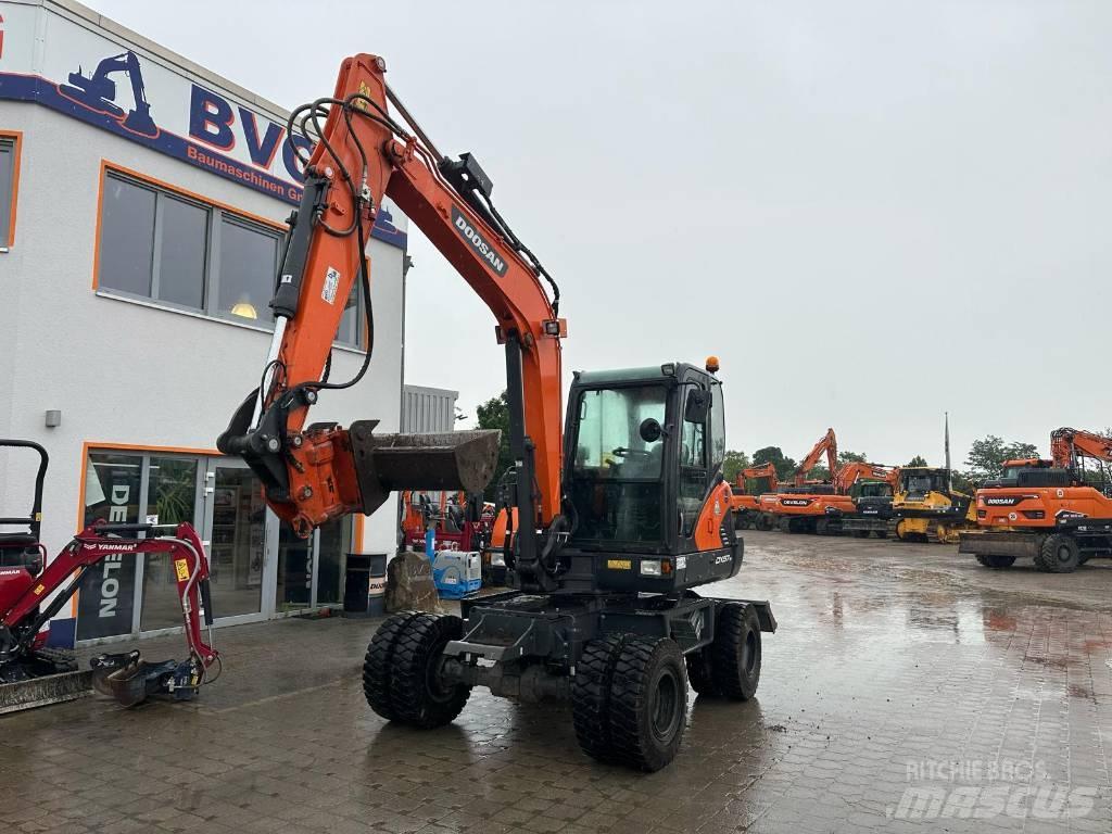Doosan DX 57 W-5 旋轉式挖土機/掘鑿機/挖掘機