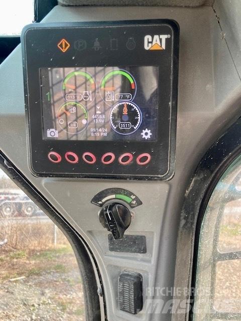 CAT 259 D 滑移轉向裝載機