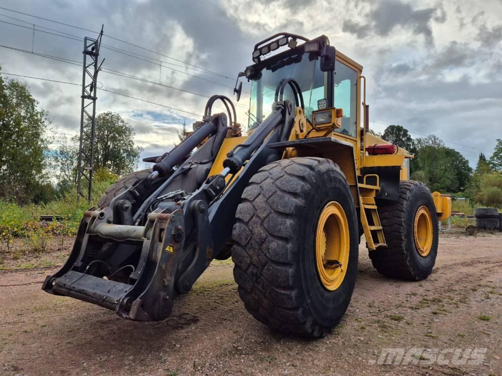 Volvo L 120 B 輪胎式裝載機