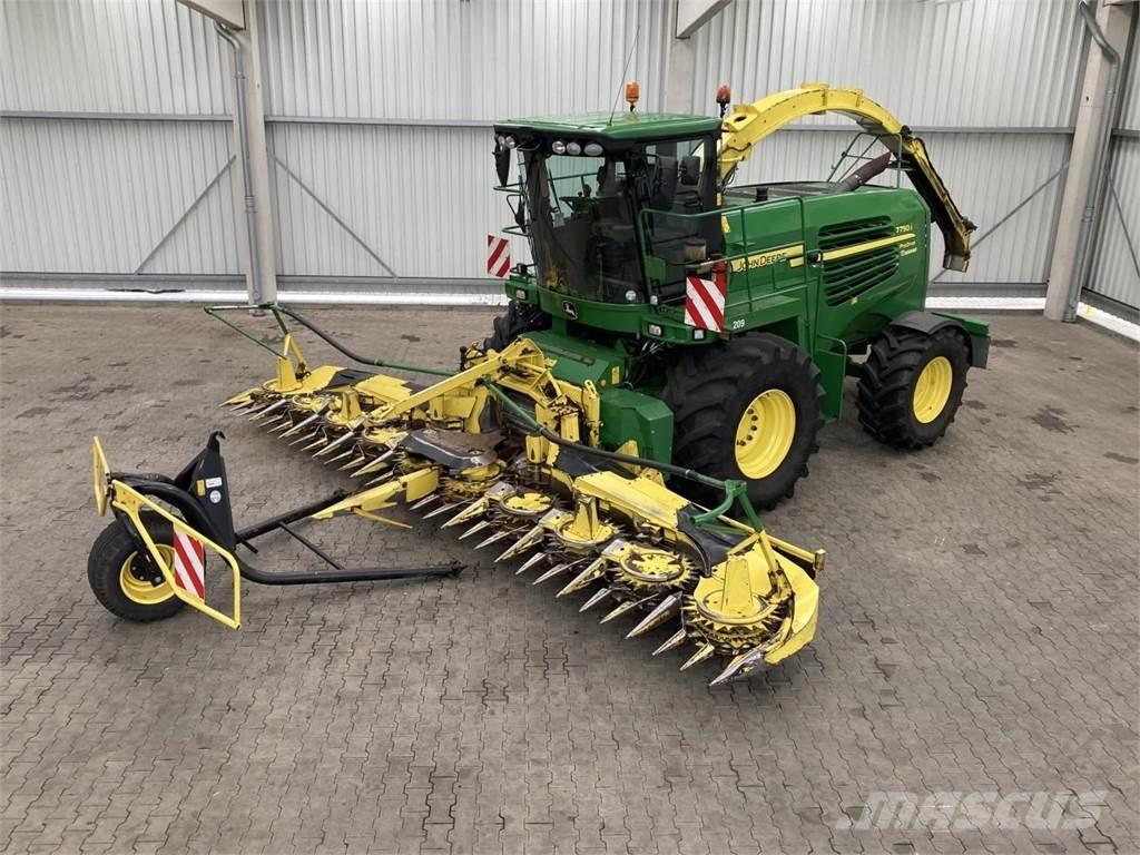 John Deere 7750i 自走式飼料採集機
