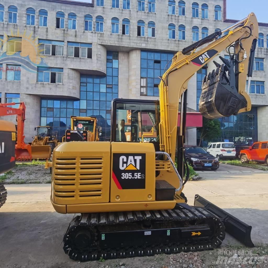 CAT 305.5 E 2 小型挖土機/掘鑿機<7t(小型挖掘機)