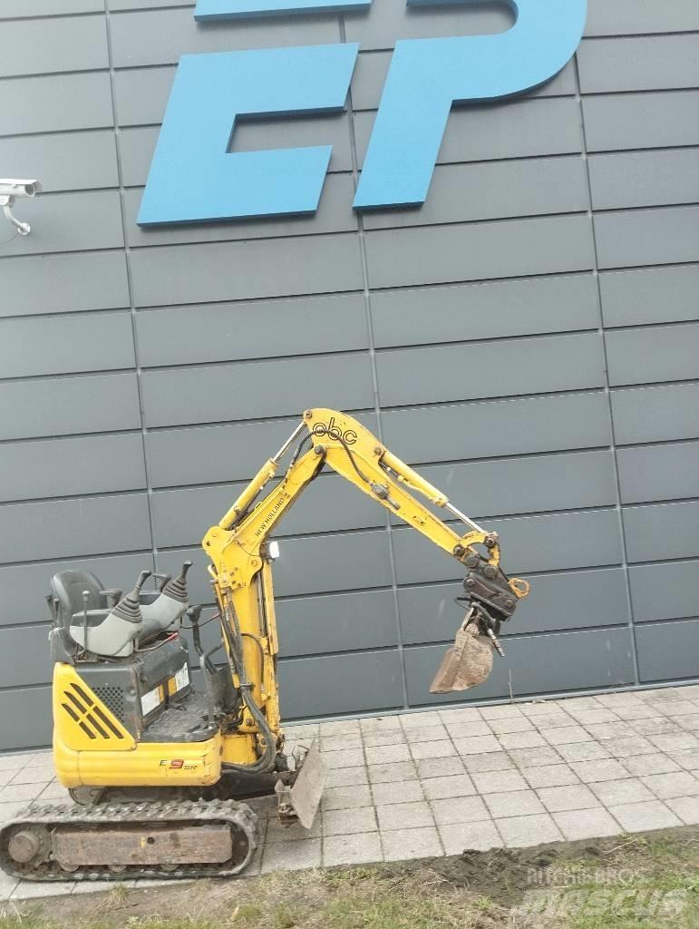 New Holland E 9 SR 小型挖土機/掘鑿機<7t(小型挖掘機)