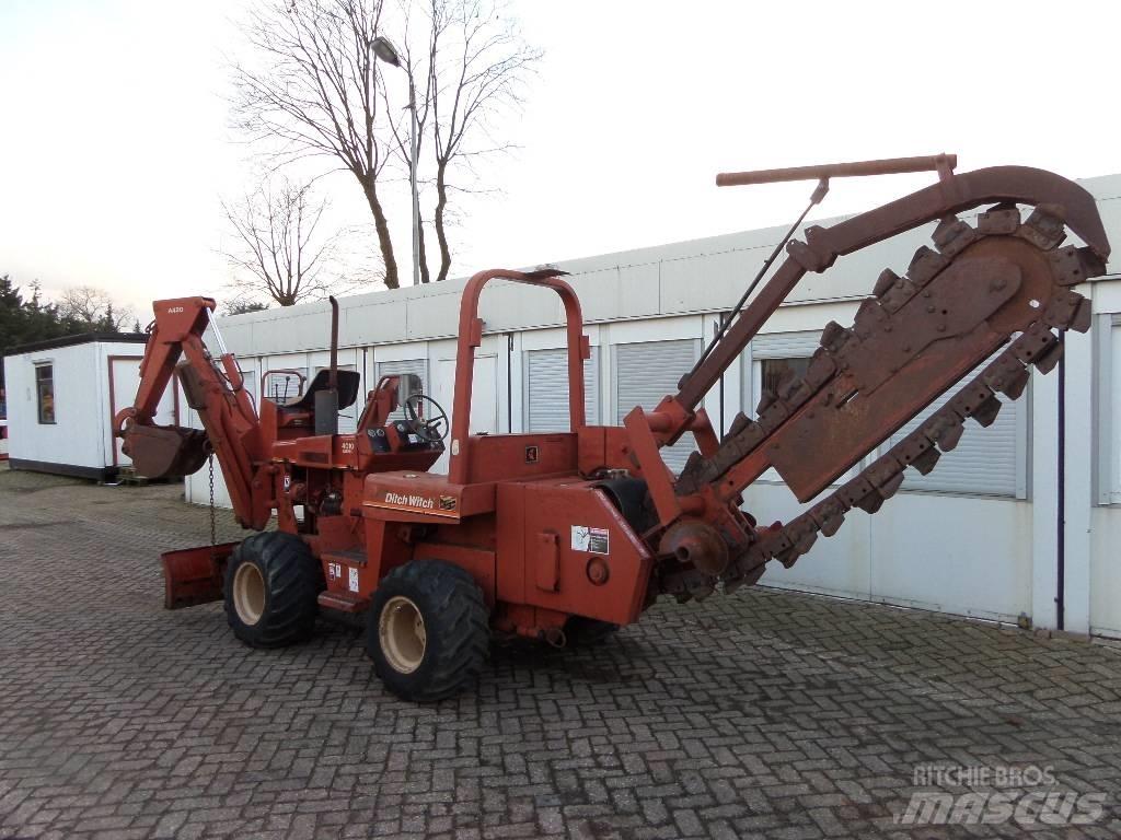 Ditch Witch 4010 DD 掘溝機