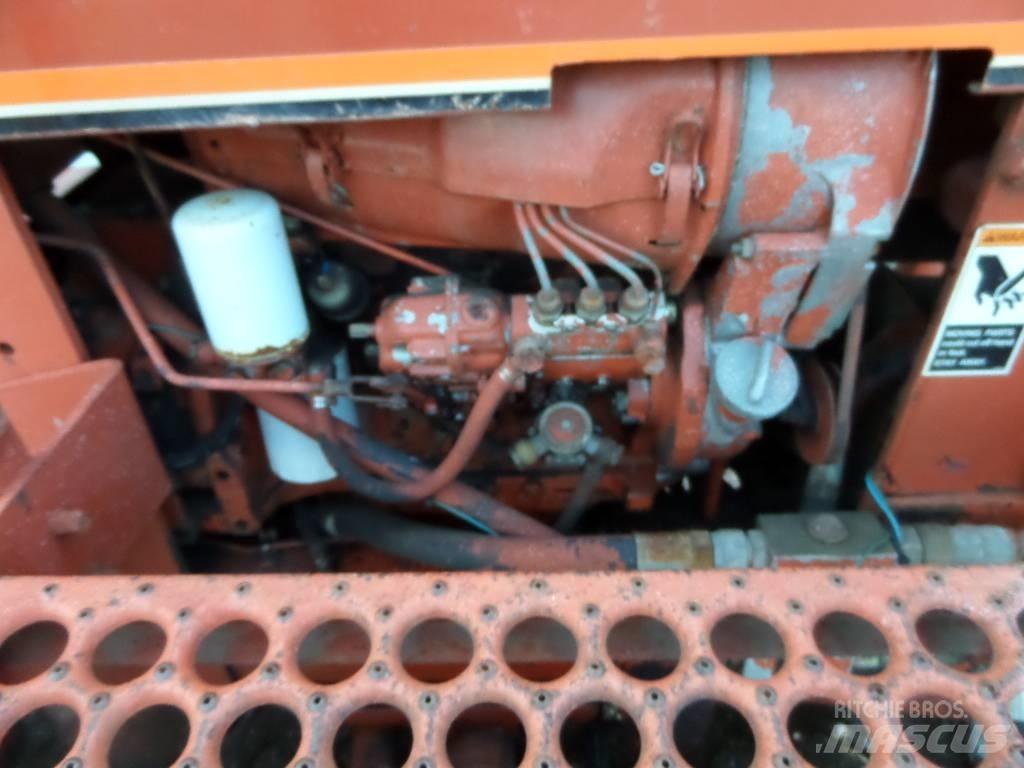 Ditch Witch 4010 DD 掘溝機