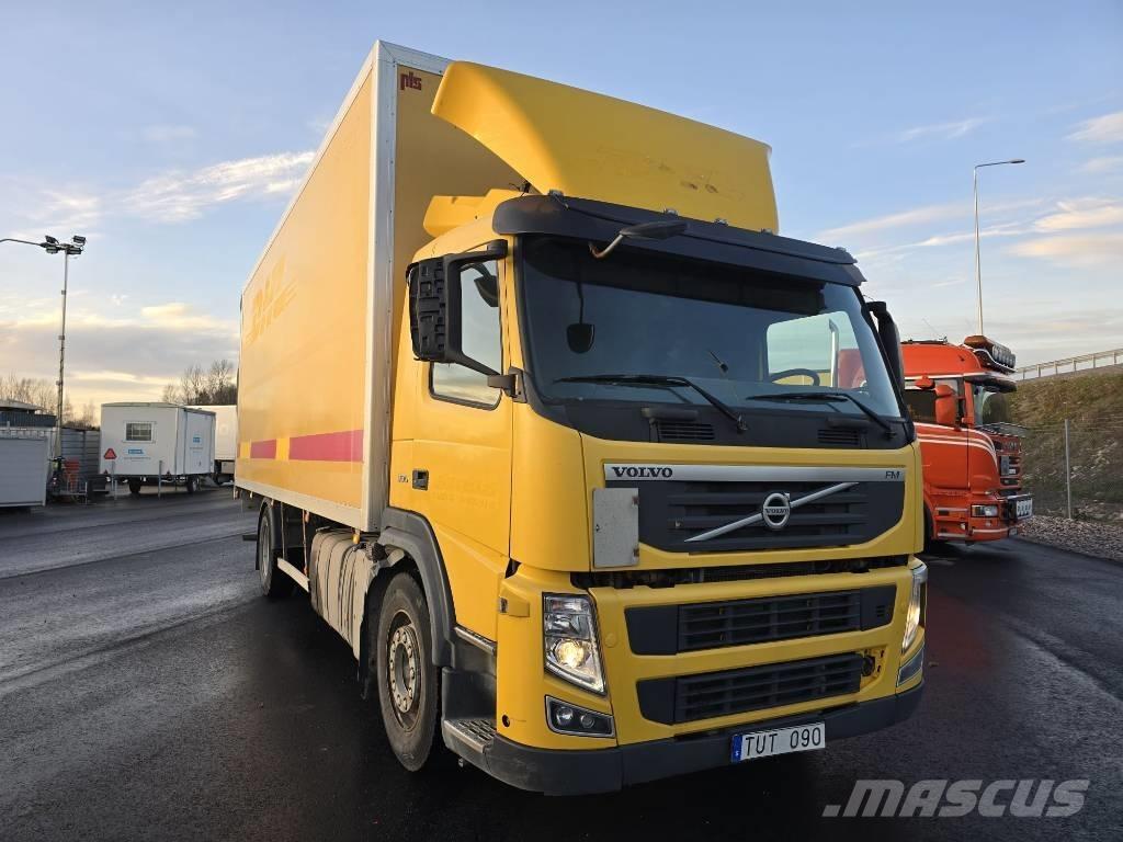 Volvo FM 330 貨箱式卡車