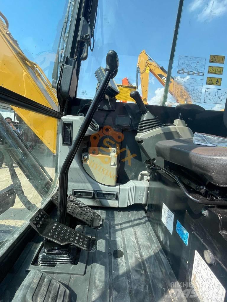 CAT 305.5 E 2 小型挖土機/掘鑿機<7t(小型挖掘機)