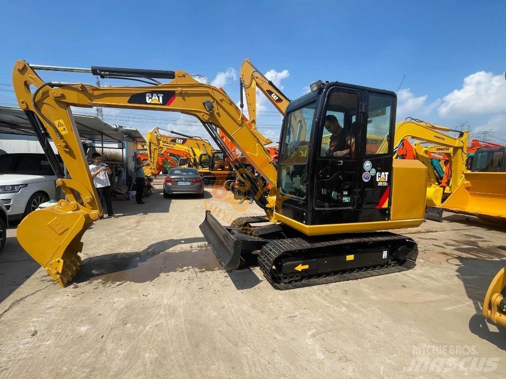 CAT 305.5 E 2 小型挖土機/掘鑿機<7t(小型挖掘機)
