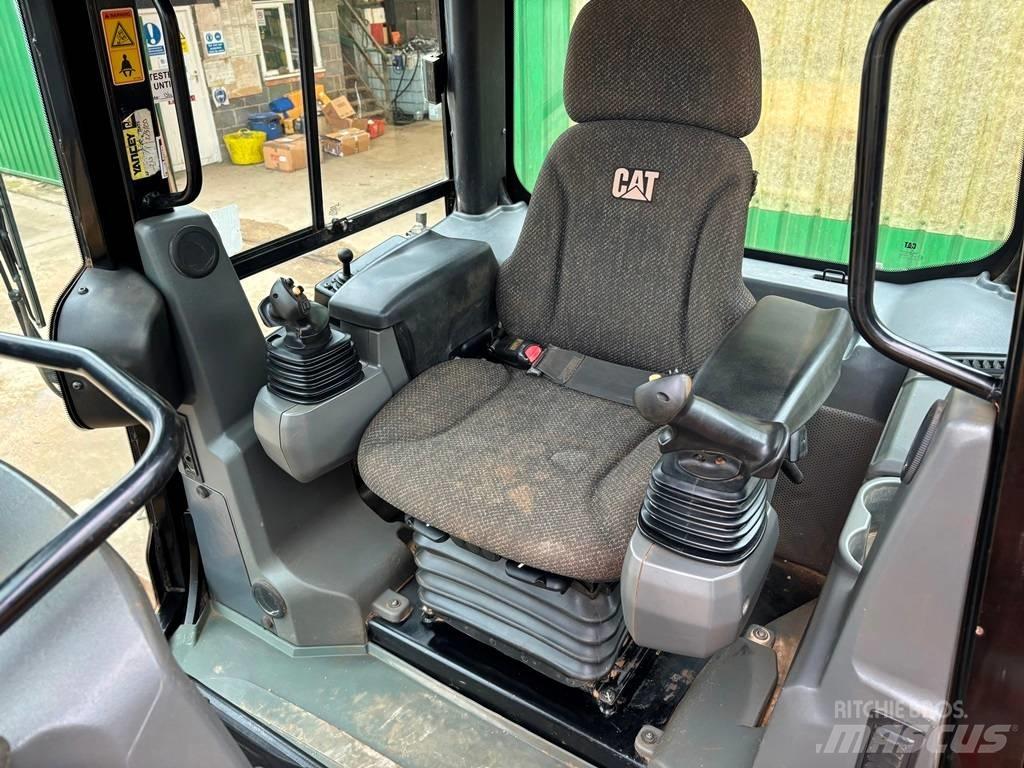 CAT D 6 K 2 LGP 履帶推土機