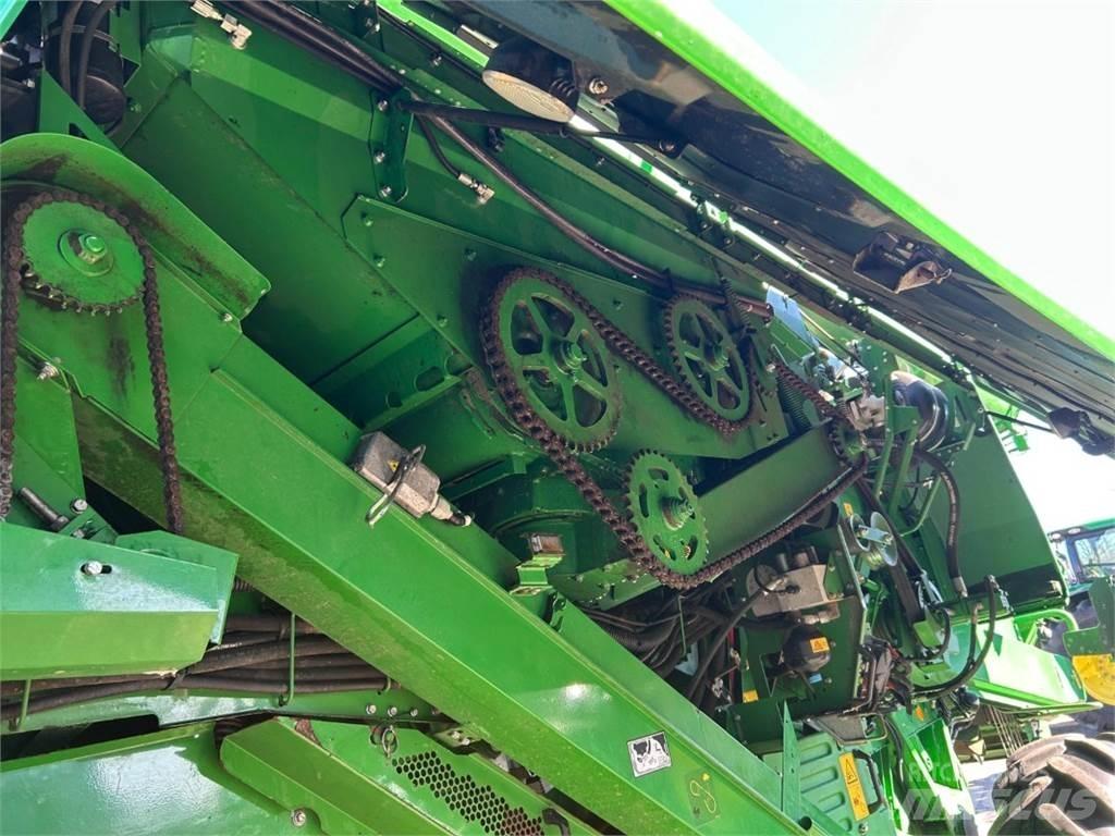 John Deere T660 聯合收穫機