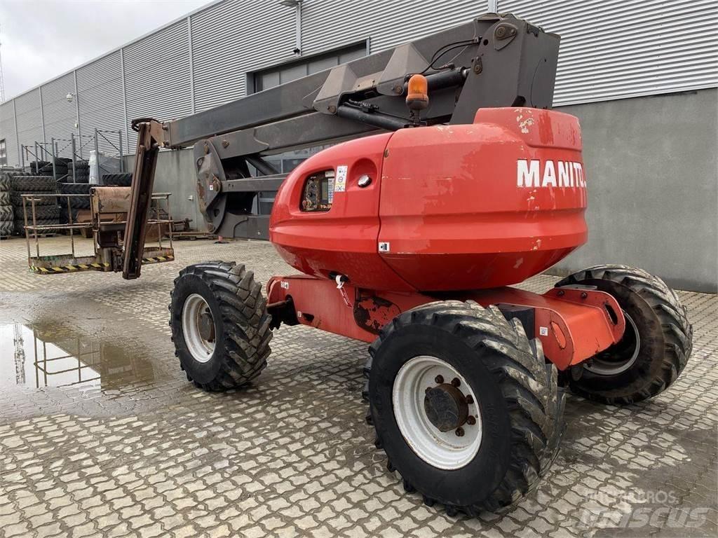 Manitou 200ATJ 曲臂高空作業車