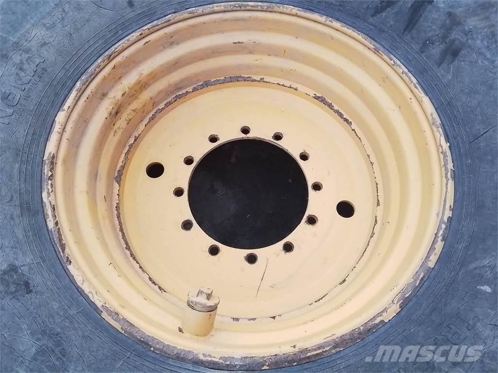Rottne H20 20x34 輪胎、車輪和輪圈