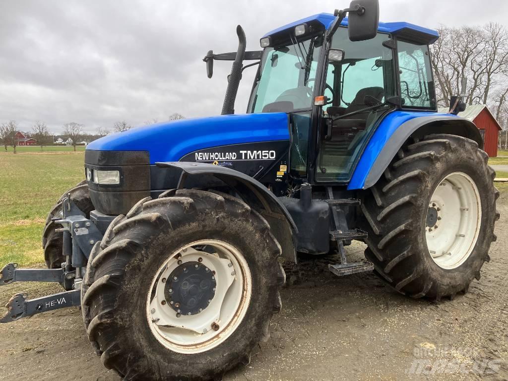 New Holland TM 150 曳引機