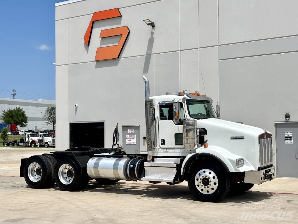Kenworth T 800 曳引機組件