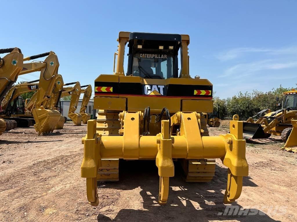 CAT D8R 履帶推土機