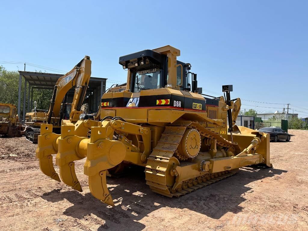 CAT D8R 履帶推土機