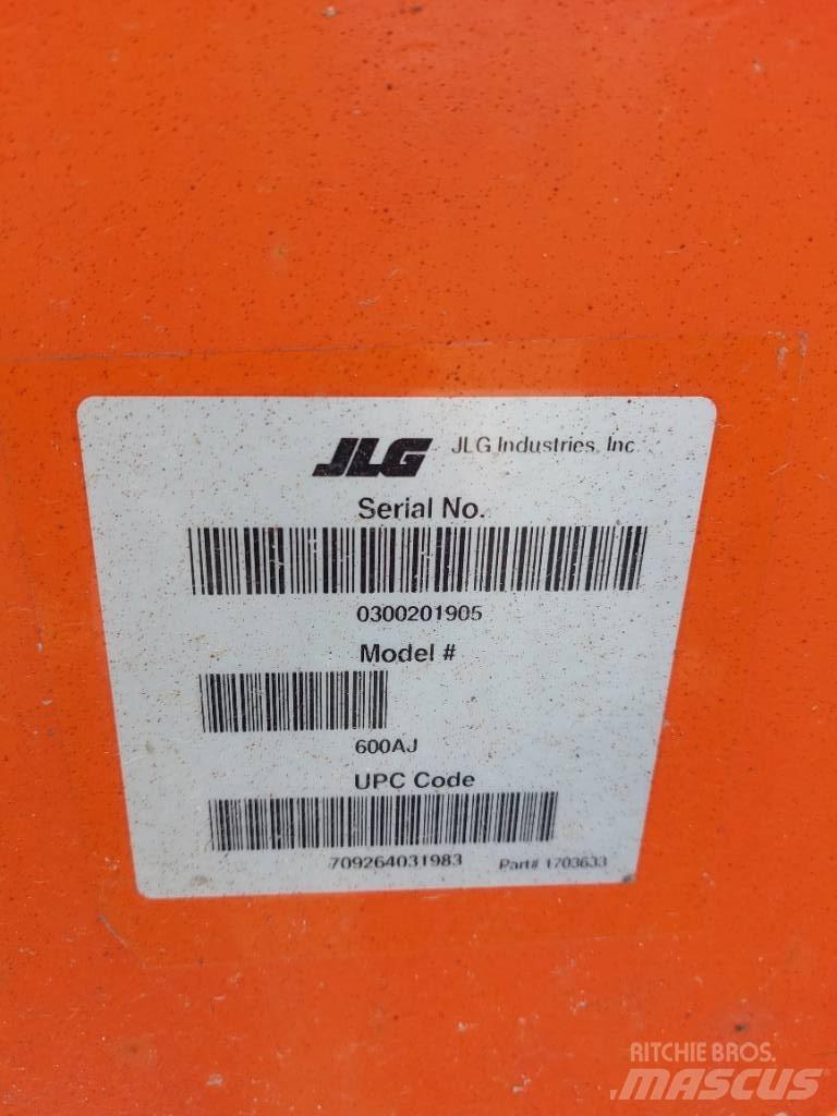 JLG 600AJ 曲臂高空作業車