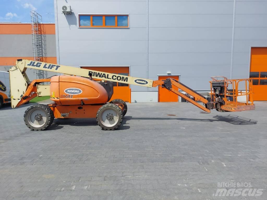 JLG 600AJ 曲臂高空作業車