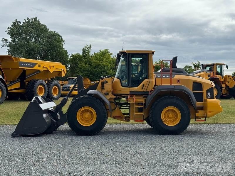 Volvo L 120 H 輪胎式裝載機