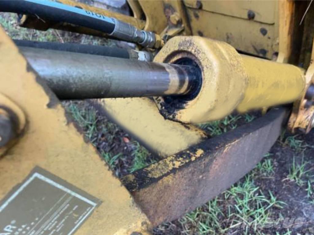 CAT D 5 G 履帶推土機