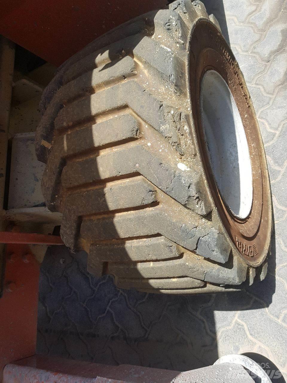 JLG 3394RT 剪式升降機