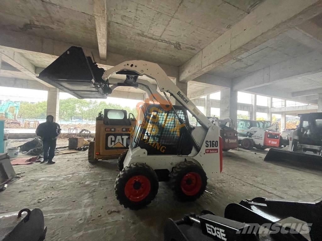 Bobcat S160 滑移轉向裝載機