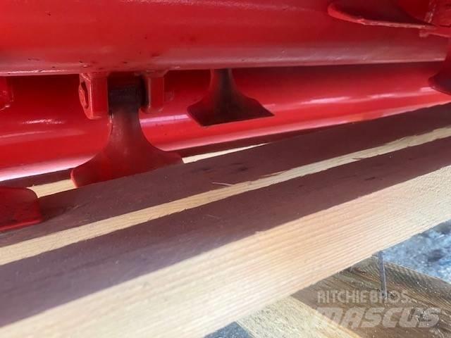 Maschio Brava 250 L 莖葉去葉機