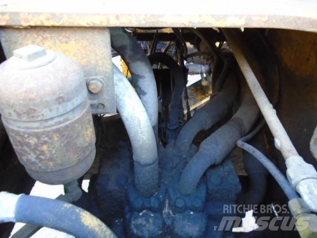 Clark Michigan 125 B 輪胎式裝載機
