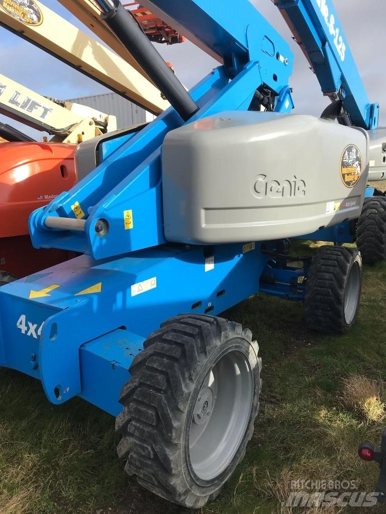 Genie S 60 HC 伸縮臂高空作業車