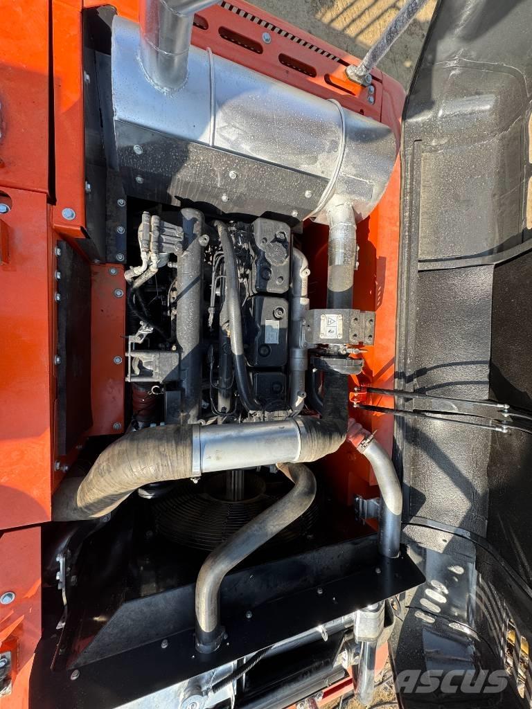 Doosan DX300 長臂前伸型挖土機/掘鑿機/挖掘機