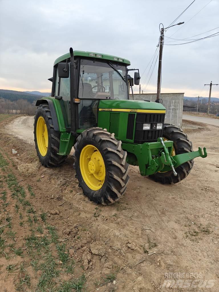 John Deere 6100 曳引機