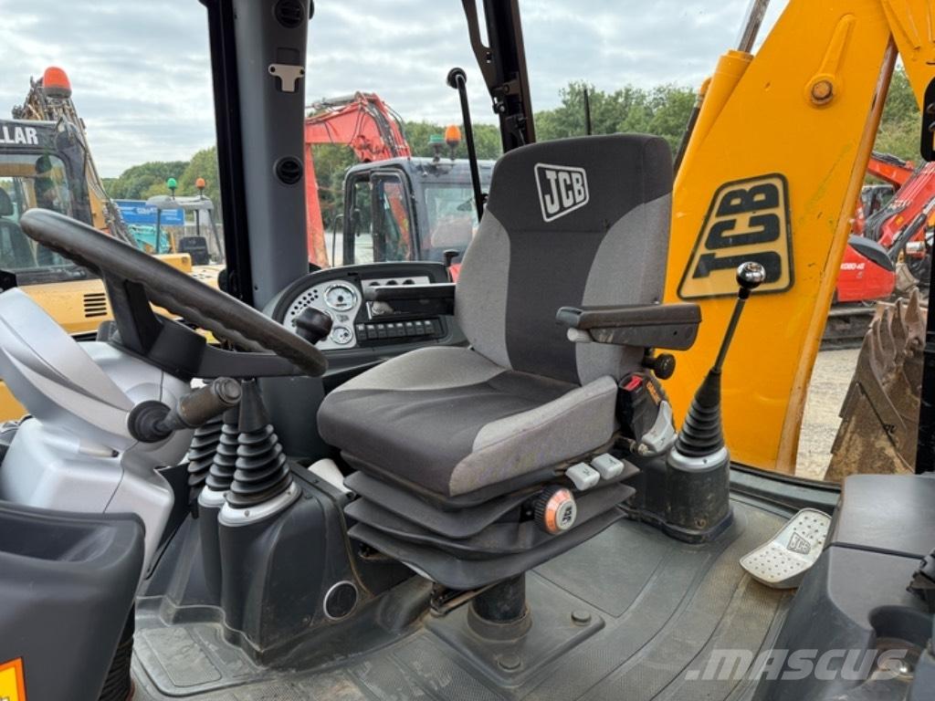 JCB 3 CX 反鏟裝載機