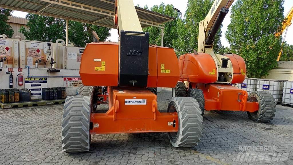 JLG 800AJ 曲臂高空作業車