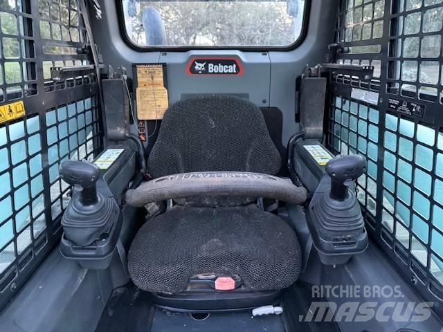 Bobcat T 76 滑移轉向裝載機