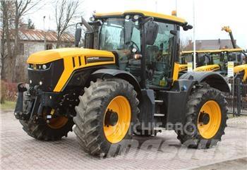 JCB Fastrac 4220 曳引機
