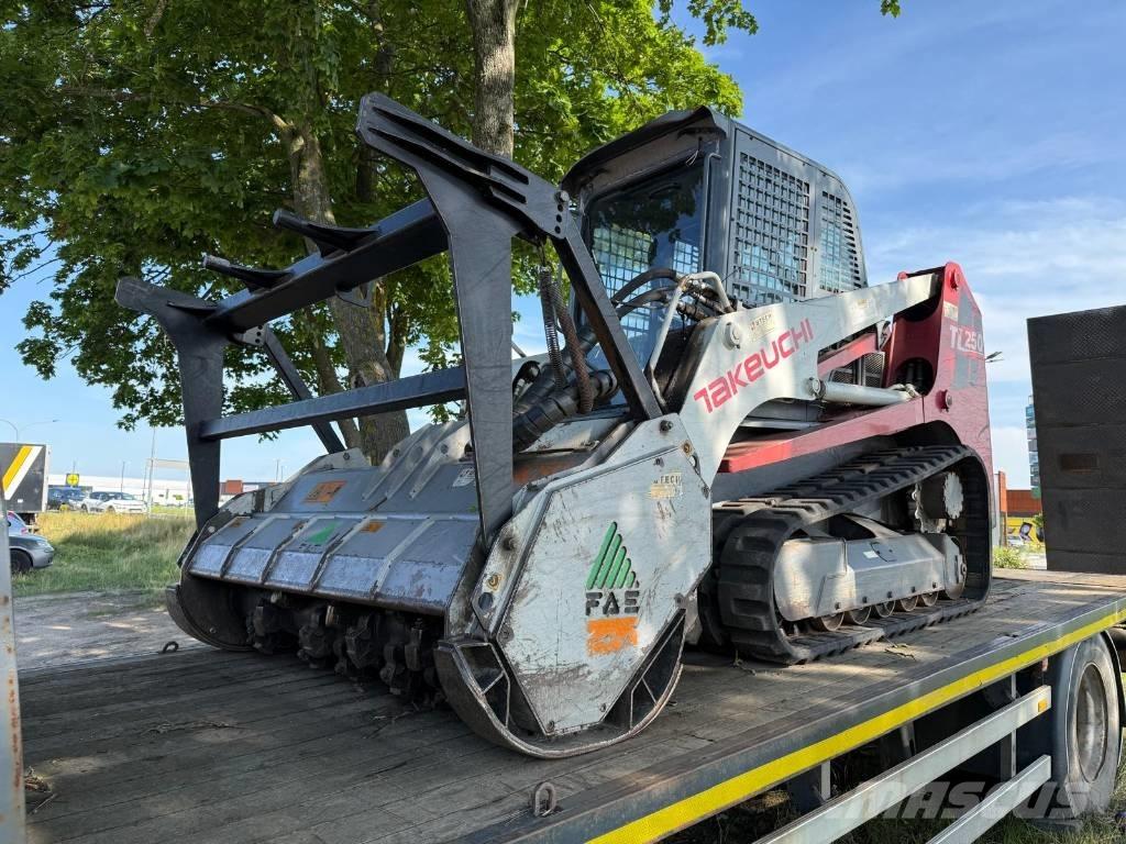 Takeuchi TL 250 推土機