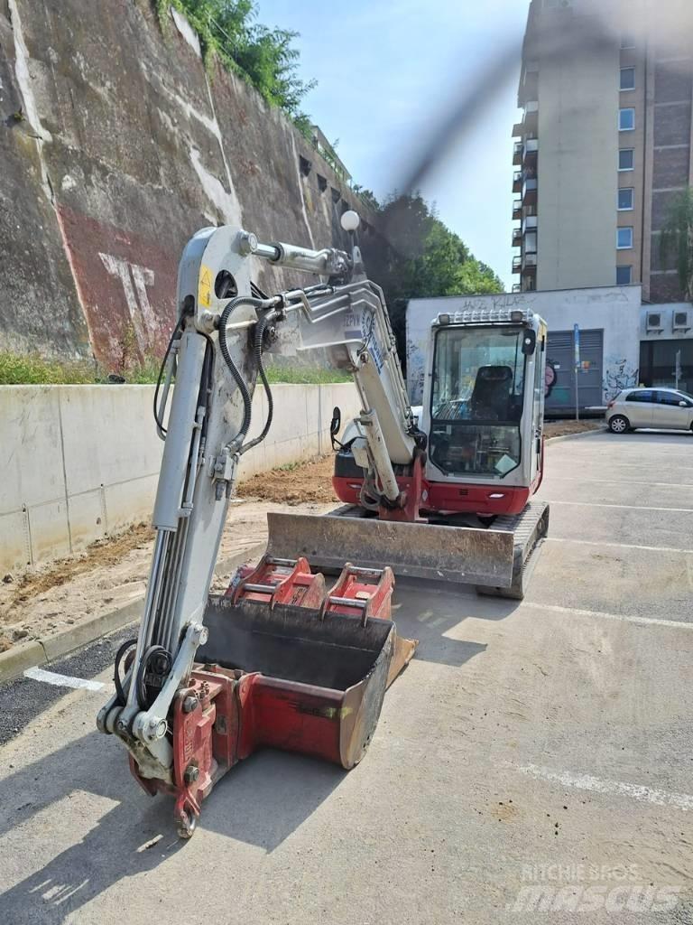 Takeuchi TB 370 中型挖土機/掘鑿機/挖掘機 7t-12t