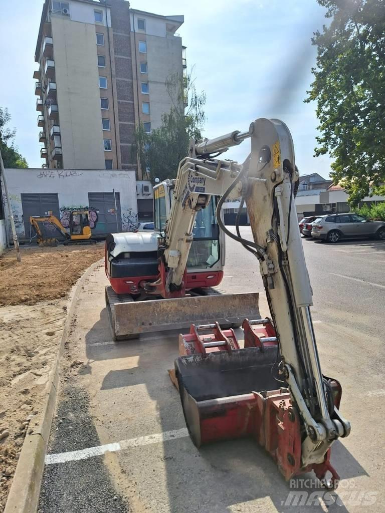 Takeuchi TB 370 中型挖土機/掘鑿機/挖掘機 7t-12t