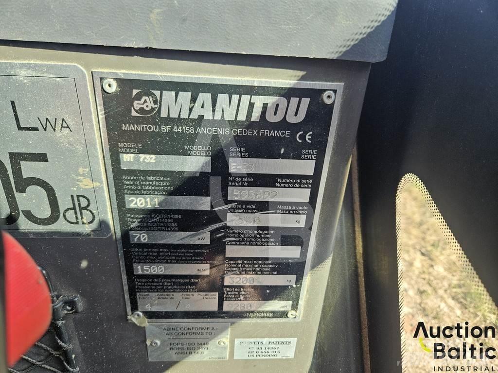 Manitou MT 732 伸縮臂操作車