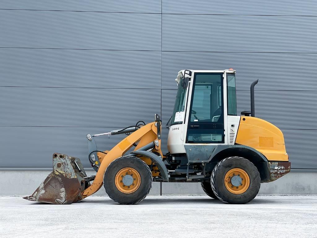Liebherr L 506 輪胎式裝載機